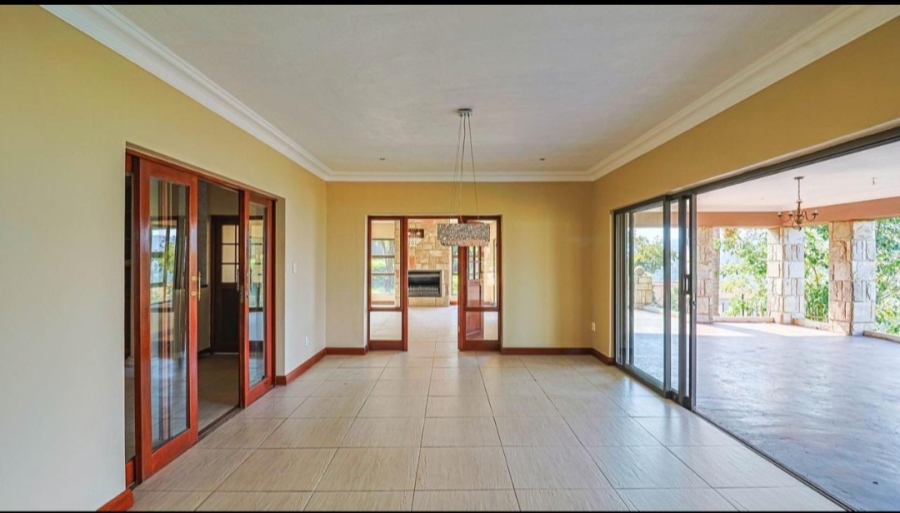 4 Bedroom Property for Sale in Ifafi North West